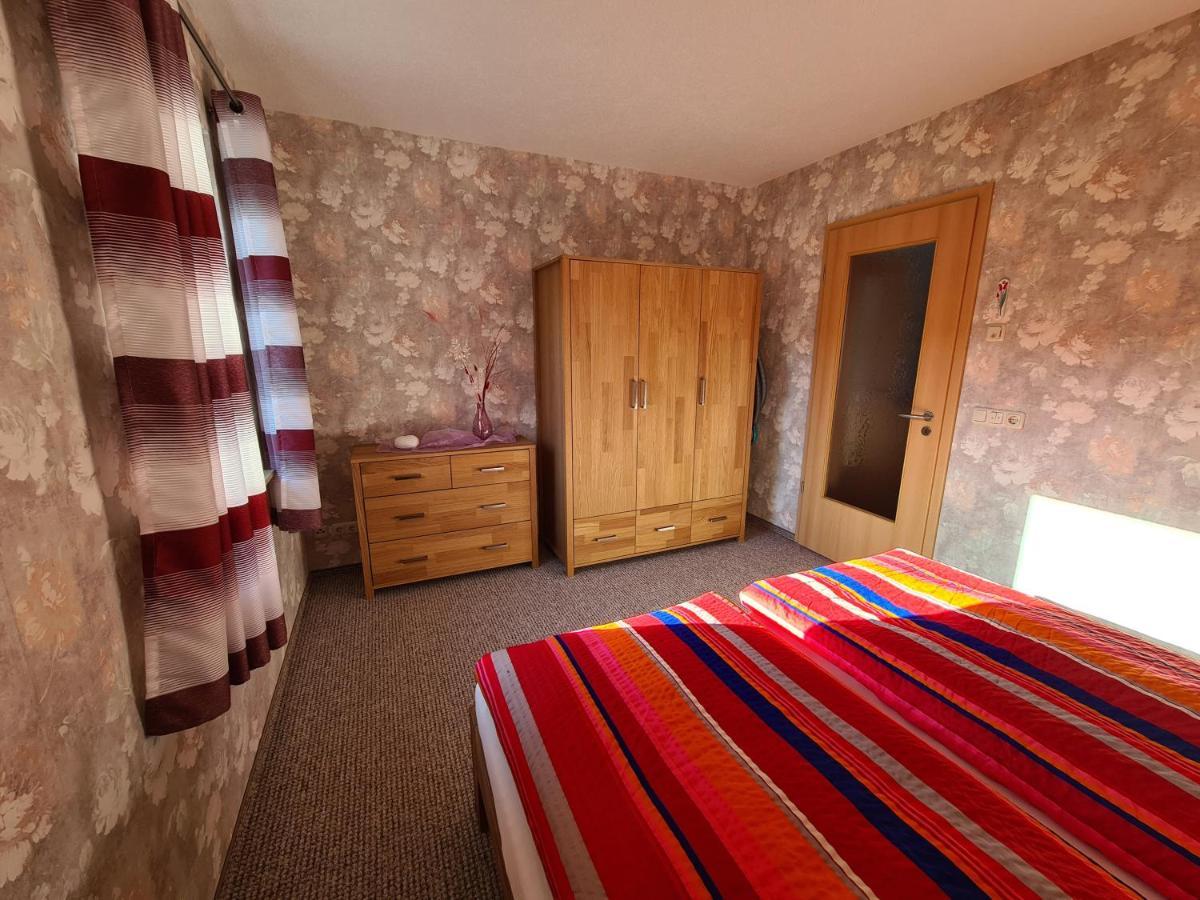 Ferienwohnung Weber นอยชตัดท์ อิน ซัคเซิน ภายนอก รูปภาพ